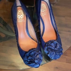 Vince Camuto  pumps.